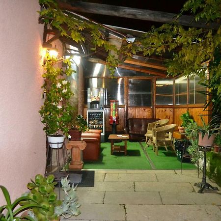 Aurora Boreale Hotel Рим Екстериор снимка