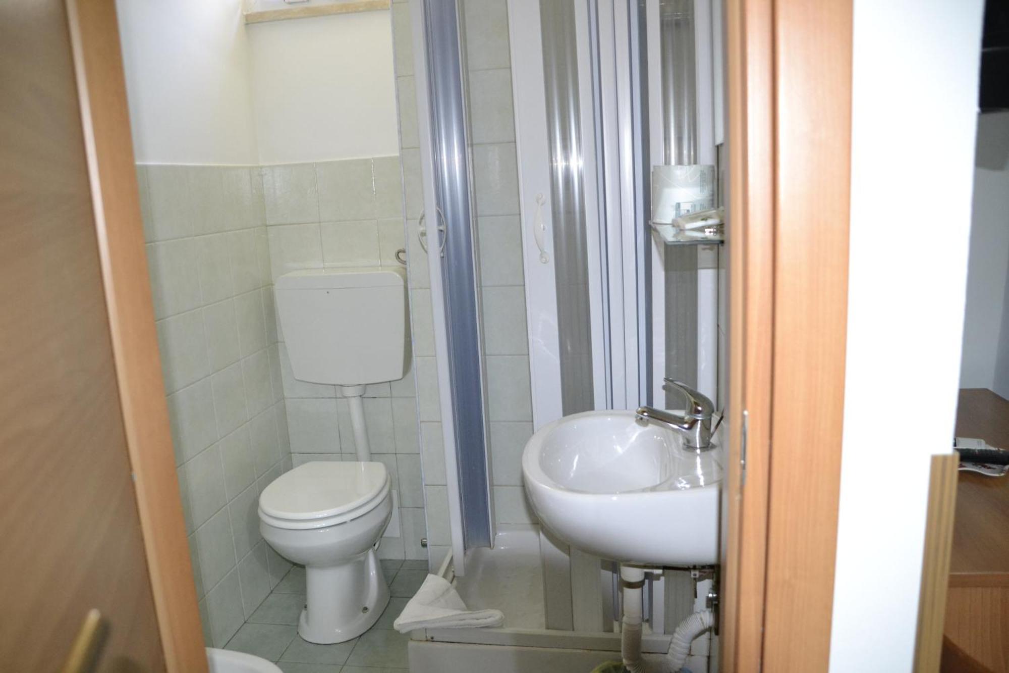Aurora Boreale Hotel Рим Екстериор снимка